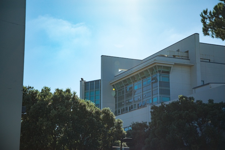 SFSU campus architecture outside of building